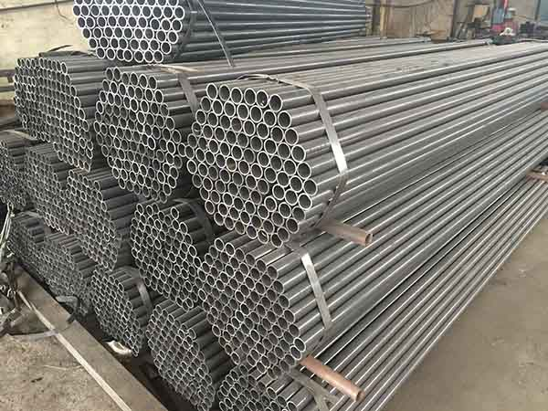 建始nd考登钢管